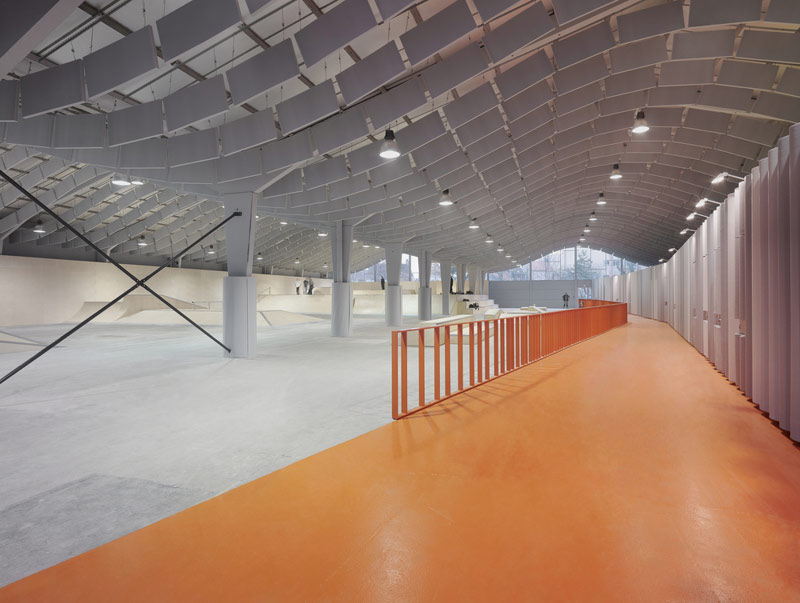Adaptacja budynku fabrycznego : Skate Park, Francja