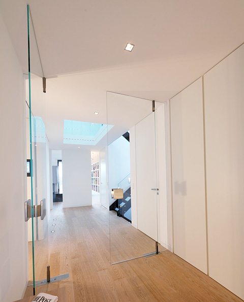 Jak urządzić dom: architektura minimalistyczna