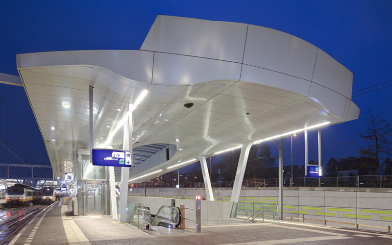 Tak powinny wyglądać dworce na Euro: Arnhem Central, Holandia