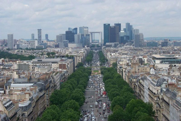 Grande Arche : Paris, France 