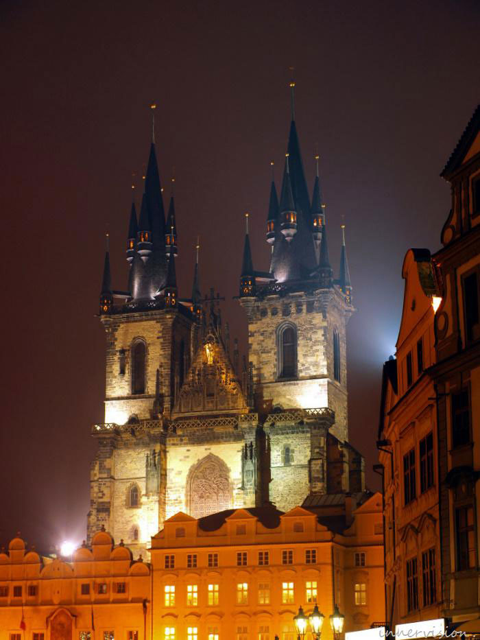 Nocą Praga