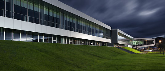 Kompleks budynków AIC Automotive Intelligence Center