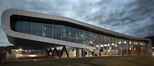 Kompleks budynków AIC Automotive Intelligence Center