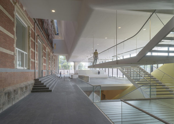 Muzeum Stedelijk w Amsterdamie