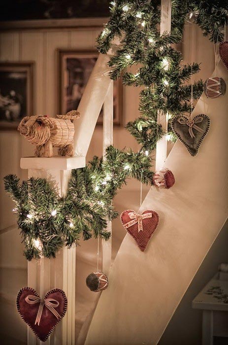 Ozdoby świąteczne na schodach