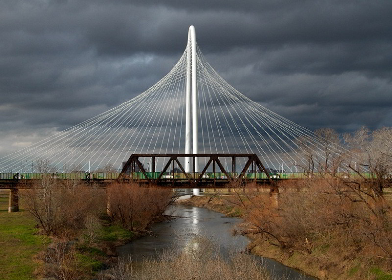 Projekt mostu w Dallas, USA : Santiago Calatrava