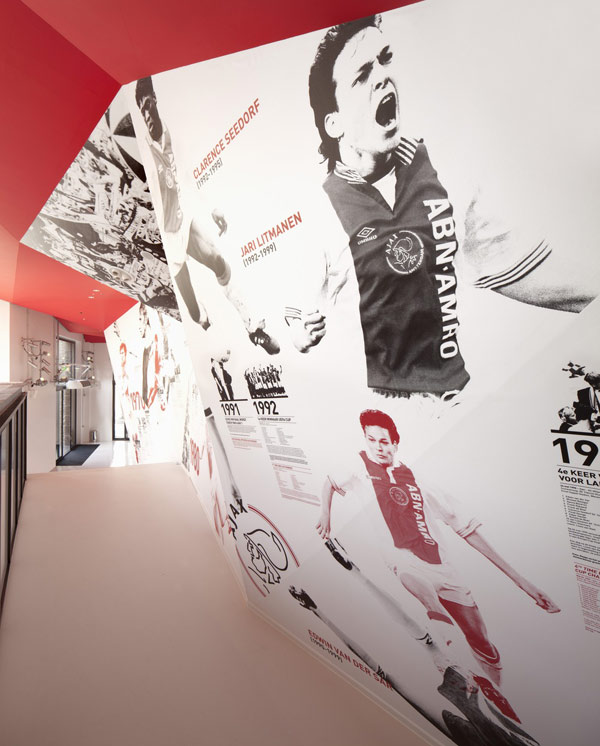 Projekt oświetlenia od LIghtemotion : Ajax Amsterdam