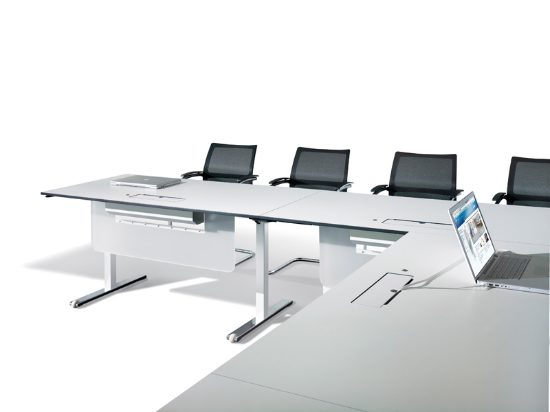 Nowoczesne biuro : stoły konferencyjne 