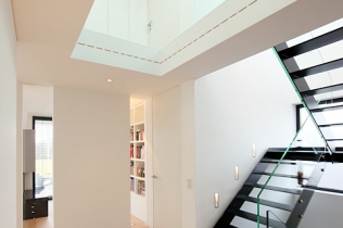 Jak urządzić dom: architektura minimalistyczna