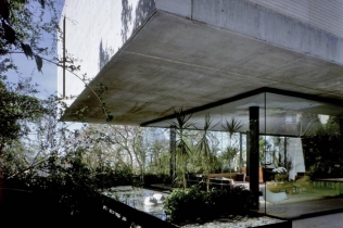 Modernistyczne domy: Meksyk, Central de Arquitectura