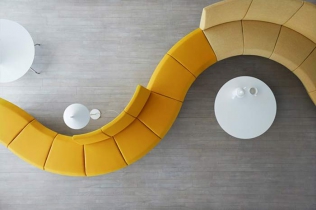 Spino - sofa pełna możliwości. Nadaj jej własny, ulubiony kształt!