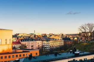 Przestrzenny apartament w Sztokholmie