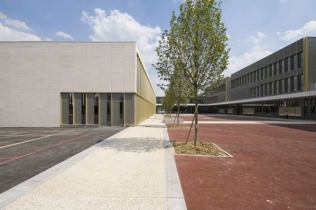 Budynek szkoły : Nanterre, Francja