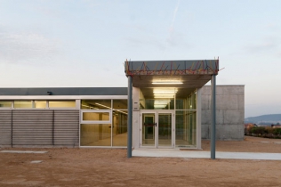 Budynek szkoły podstawowej – Hiszpania