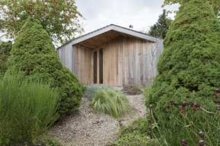 Jak zaprojektować domek na ogródku działkowym? Przykład z Holandii