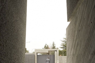 Dom z betonu - The Open Box House : A-cero