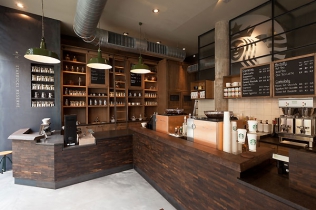 Wyjątkowa kawiarnia Starbucks Reserve w Polsce i jej wnętrze
