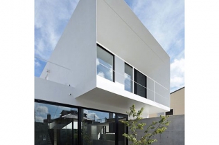Mały dom – wielka architektura : APOLLO Architects & Associates