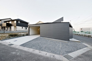 Minimalizm japoński : Stands Architects