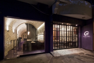Projekt wnętrza restauracji : 07BEACH Architectural Design Studio