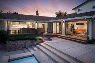 Moraga Residence - stylowa i wygodna przestrzeń rezydencji w Kalifornii