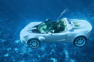 Pierwszy podwodny samochód