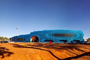 Użyteczność publiczna: kompleks sportowy Wanangkura z Australii
