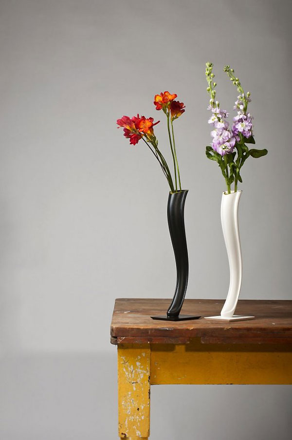 Zmysłowy wazon na kwiaty